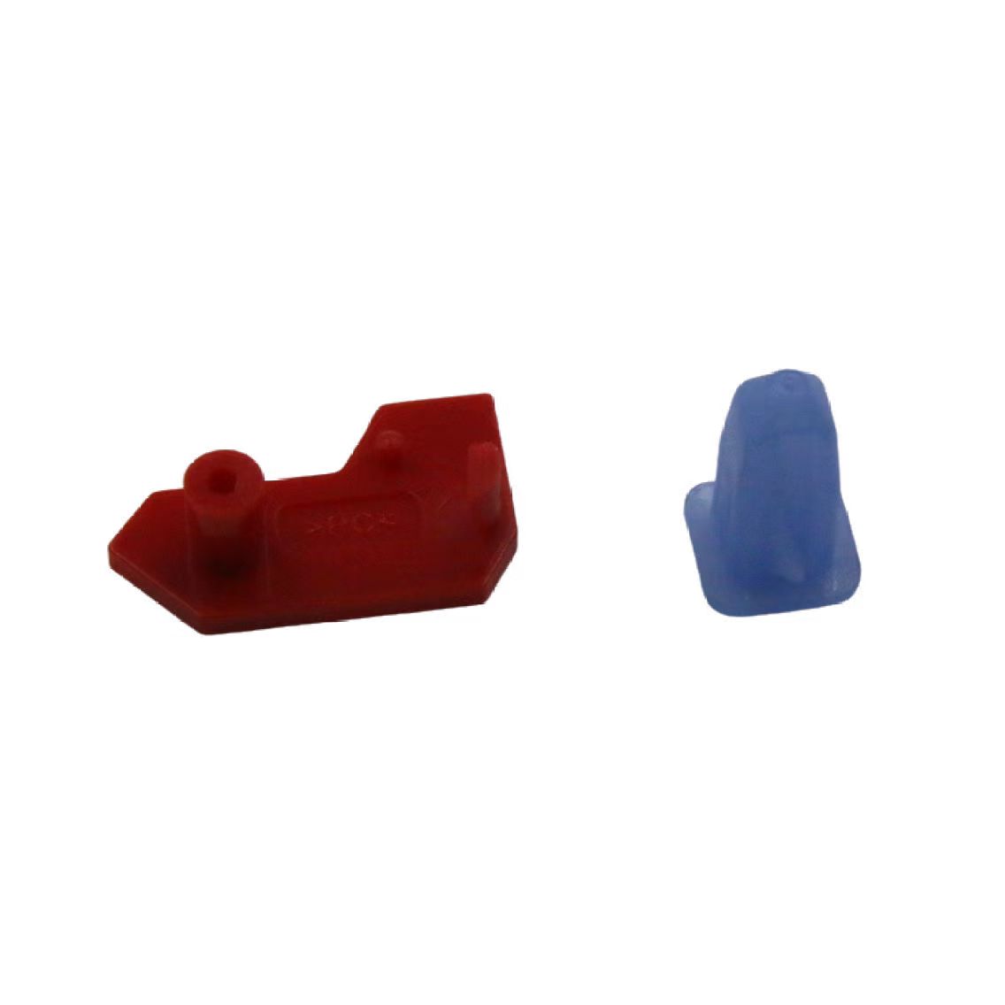 How many types of plastic moulding are there? 